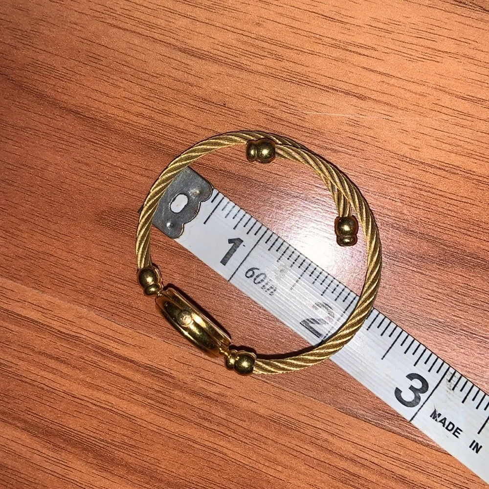 Vintage Gucci Wrap Around Watch